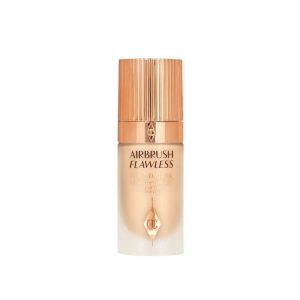 Swiss Beauty Airbrush Finish Full Coverage Foundation Golden Beige (30ml)